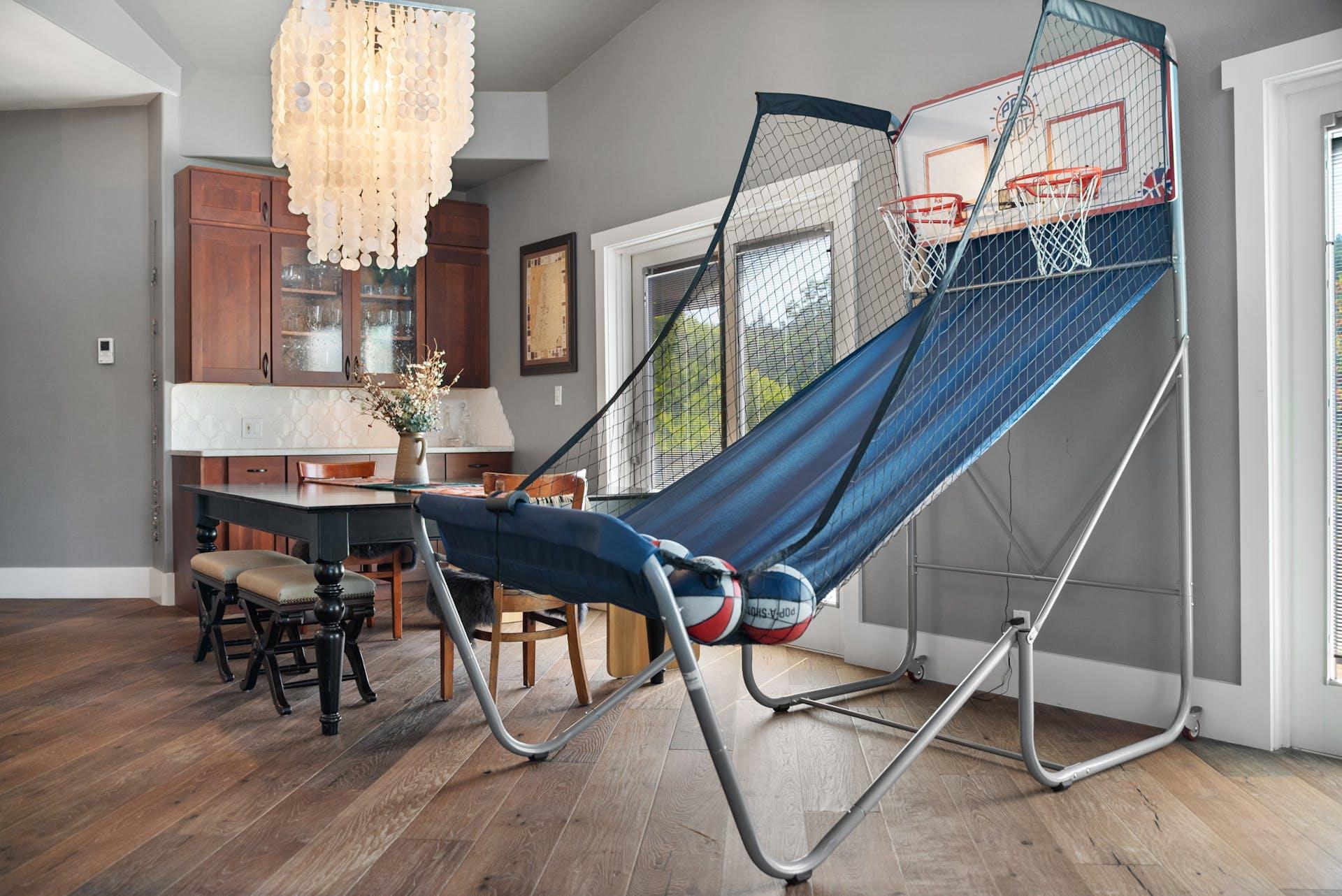 2001 Mestena Trl, Austin, TX 78733