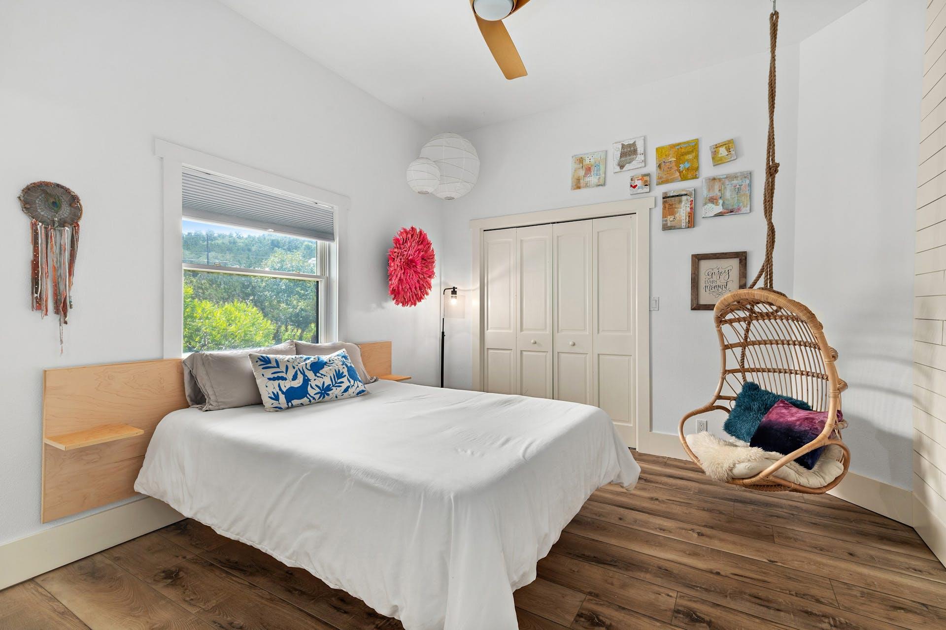 2001 Mestena Trl, Austin, TX 78733