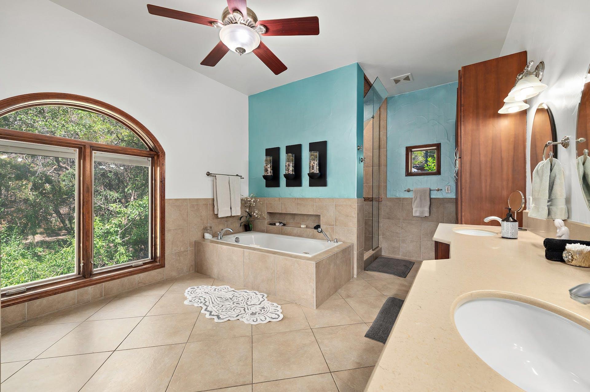 2001 Mestena Trl, Austin, TX 78733