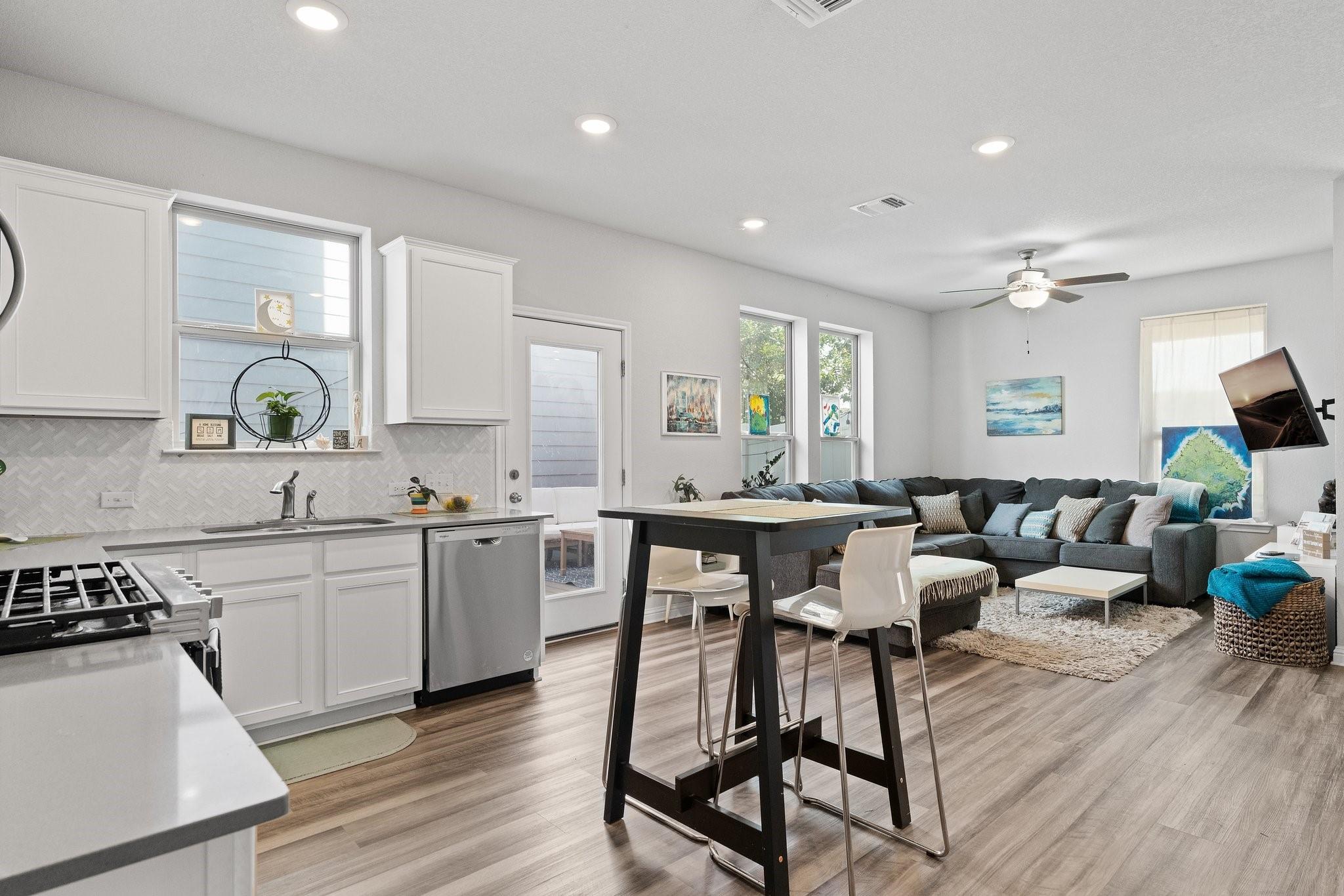 8002 Mandela Bnd, Austin, TX 78744