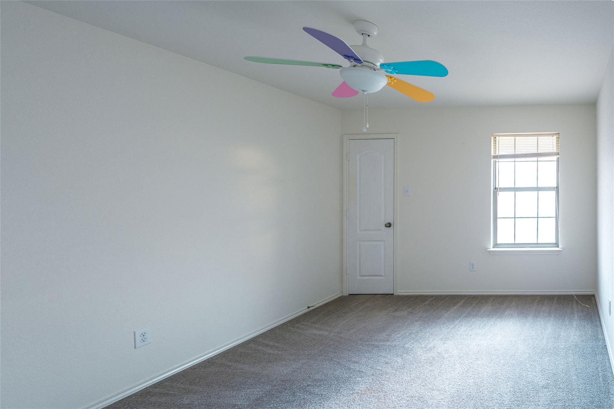 612 Dark Tree Ln, Round Rock, TX 78664