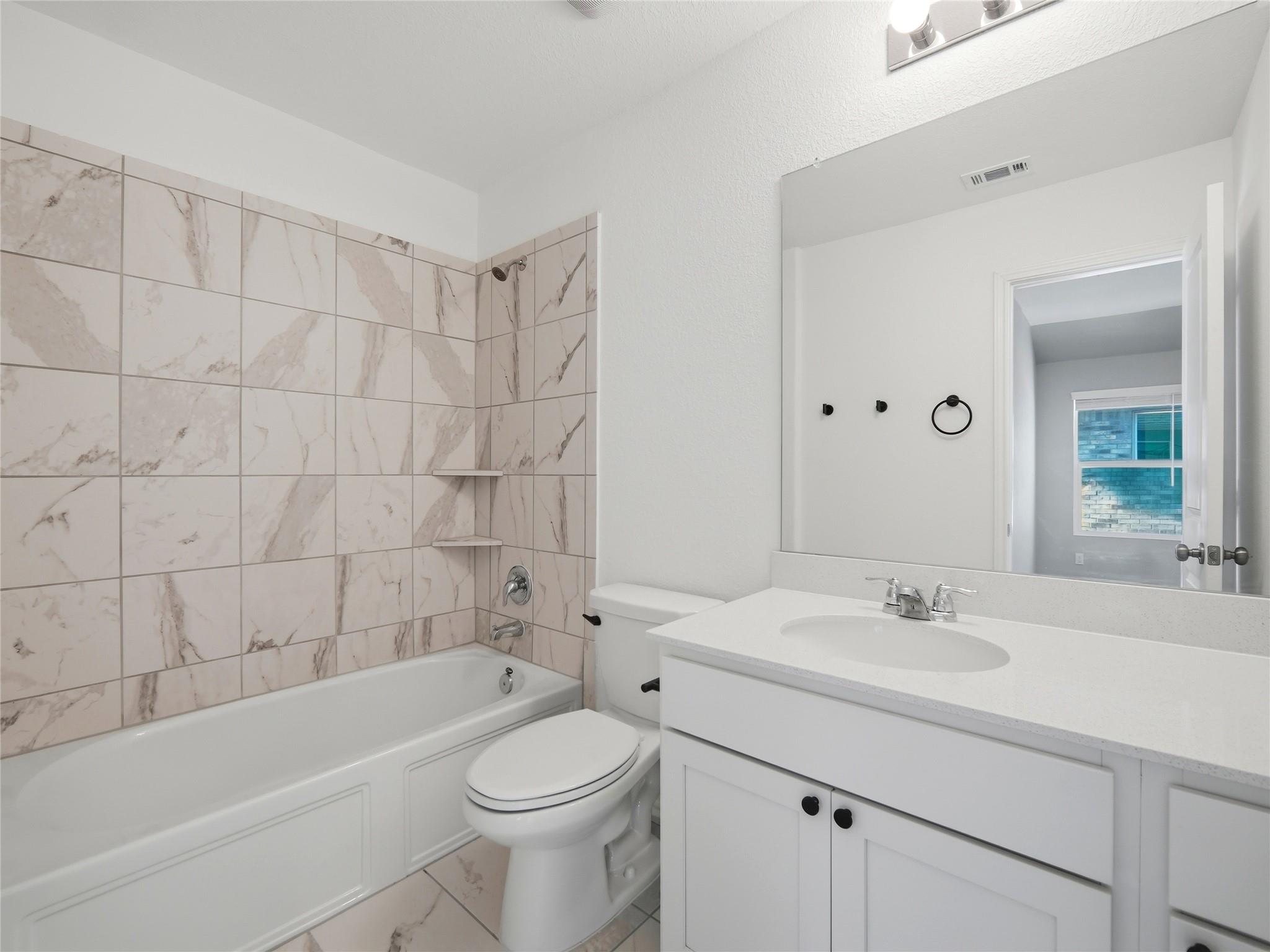 8014 Purple Aster Pass, Lago Vista, TX 78645