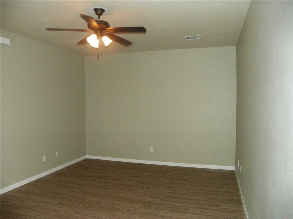 135 Marvin Cv, Hutto, TX 78634