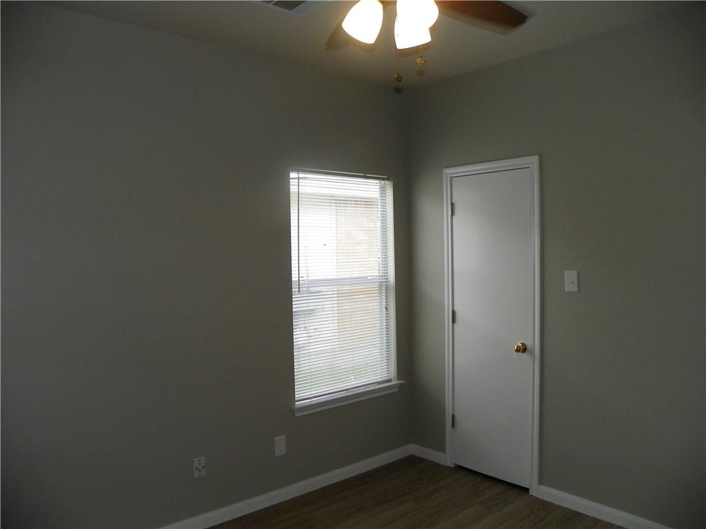 135 Marvin Cv, Hutto, TX 78634