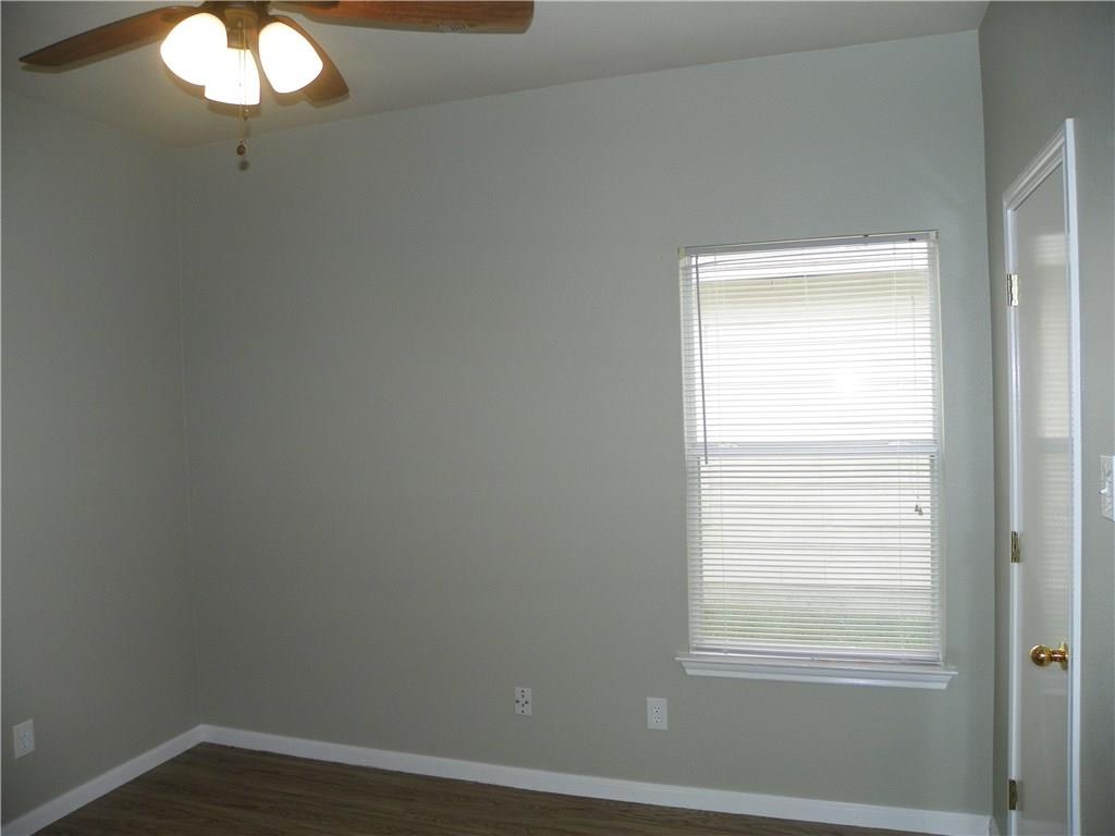 135 Marvin Cv, Hutto, TX 78634