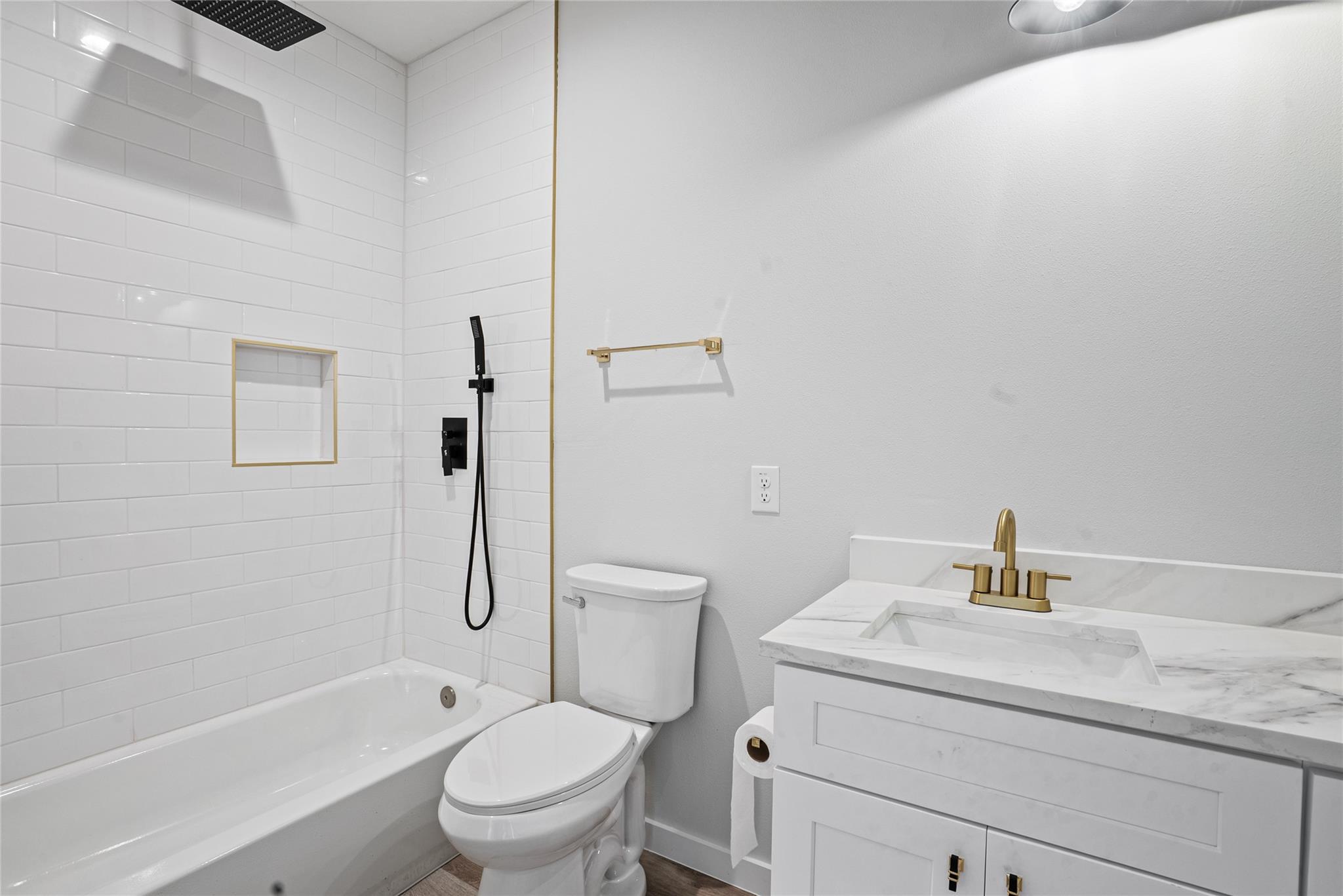 5819 Lake Bluff St, San Antonio, TX 78222