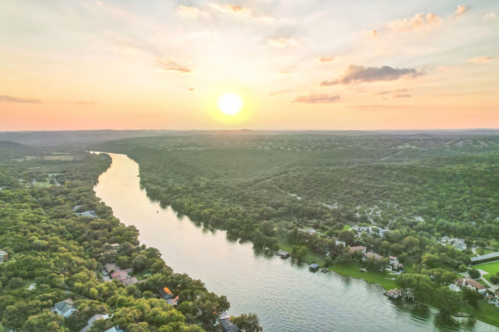 1808 Cliffwood Dr, Austin, TX 78733