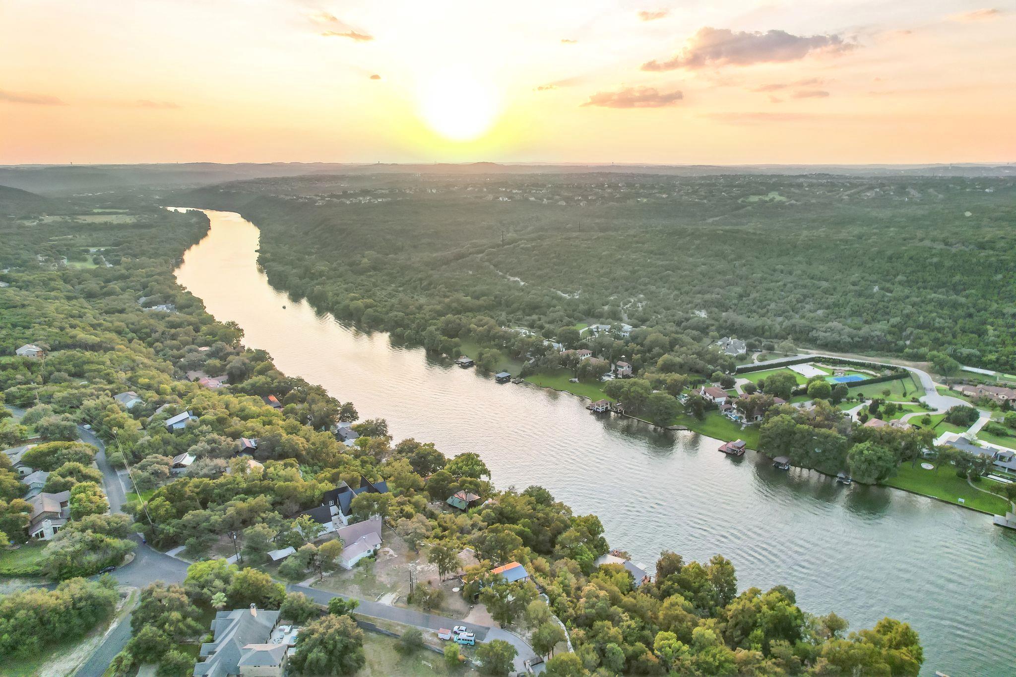 1808 Cliffwood Dr, Austin, TX 78733