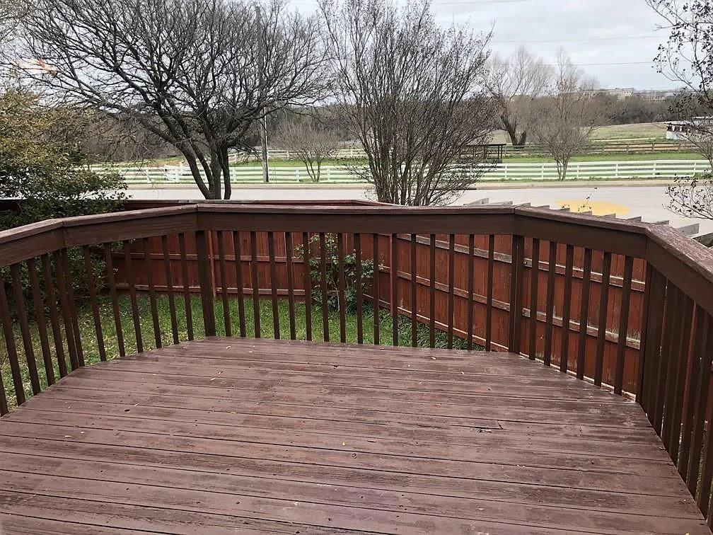 1800 BRIARTON N Ln N, Round Rock, TX 78665