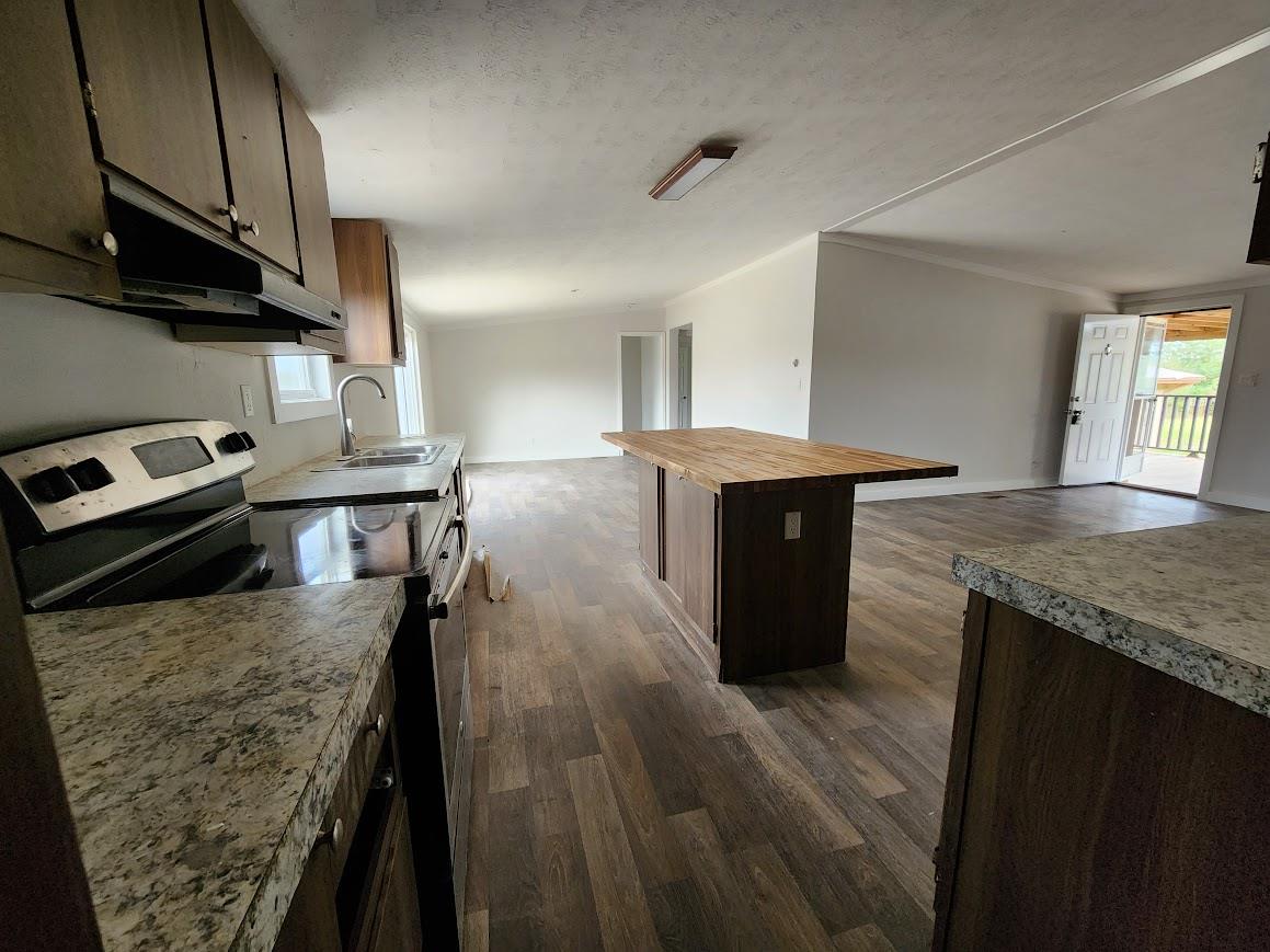 5632 Fm-1094, Sealy, TX 77474