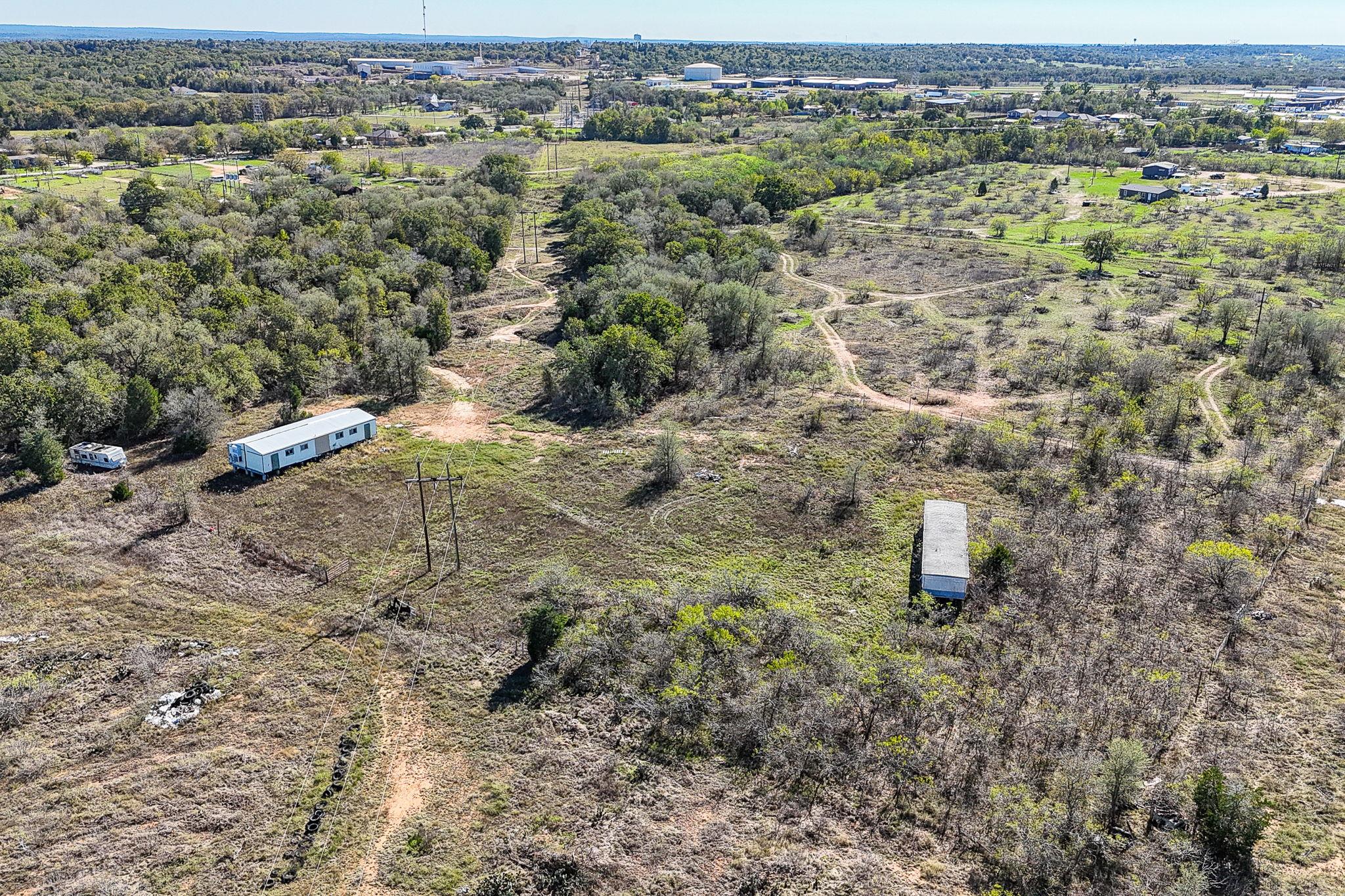 166 Norwood Ln, Elgin, TX 78621