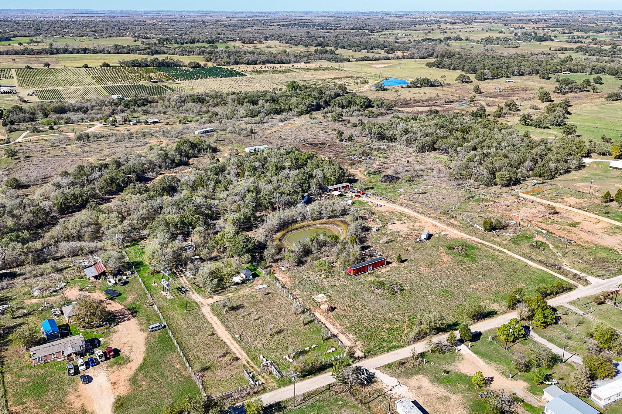 166 Norwood Ln, Elgin, TX 78621