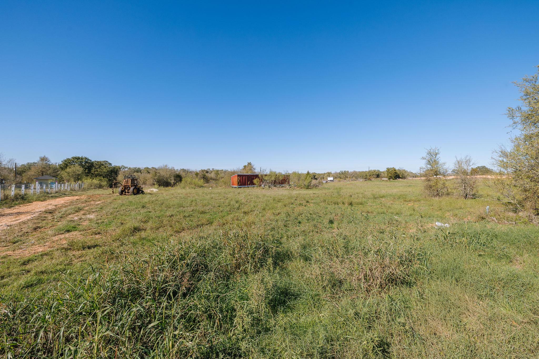 166 Norwood Ln, Elgin, TX 78621