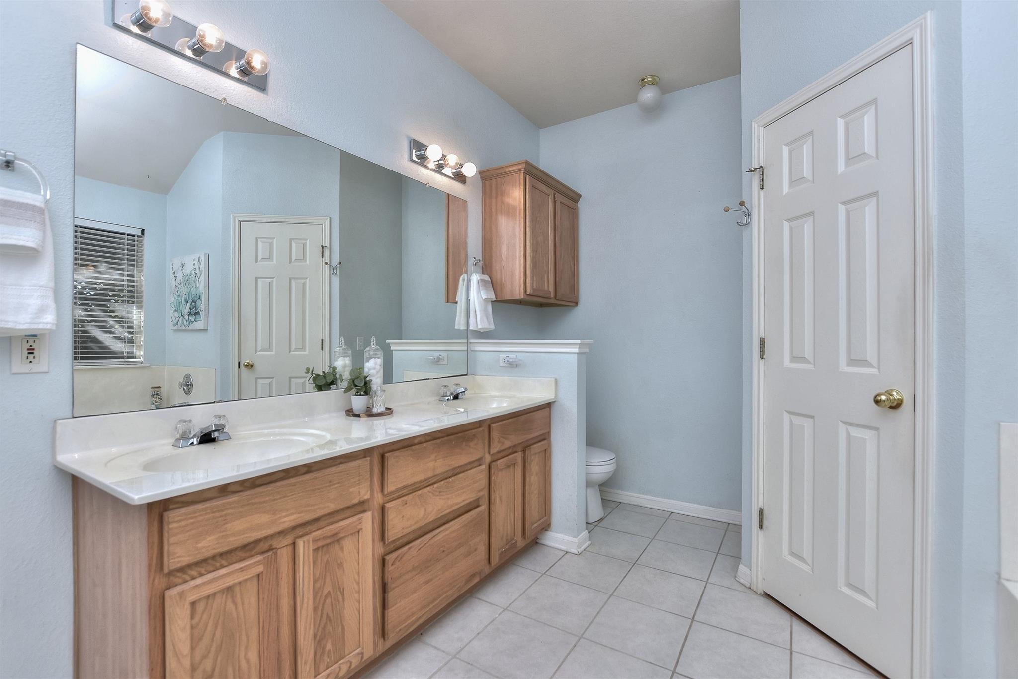 1503 Barcus Dr, Georgetown, TX 78626