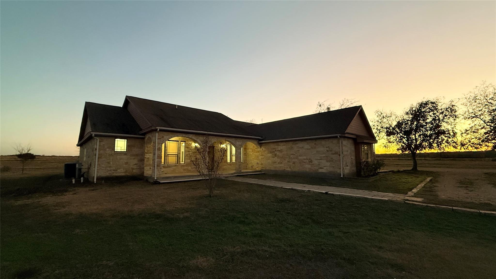 5673 Solana Ranch Rd, Salado, TX 76571