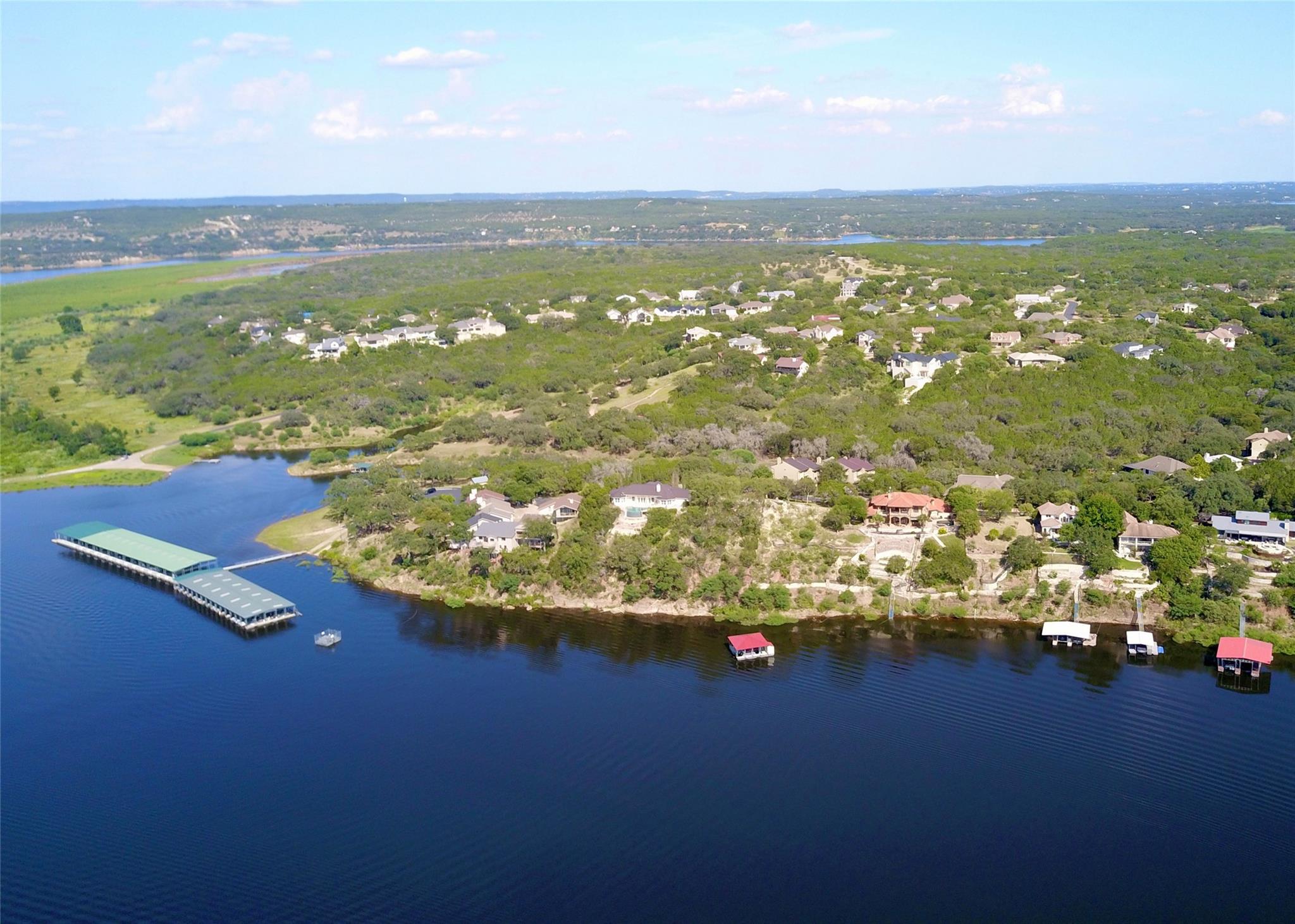 116 Courtside Way, Spicewood, TX 78669