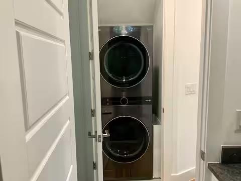 6100 Ponca St # 2, Austin, TX 78741