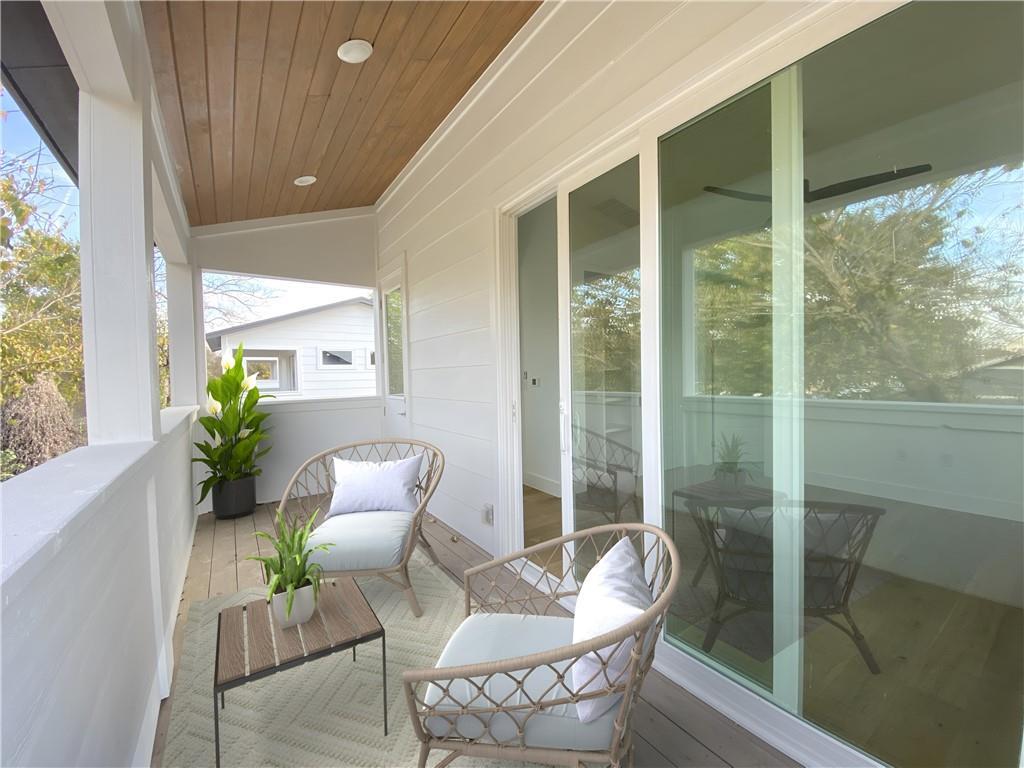 6100 Ponca St # 2, Austin, TX 78741