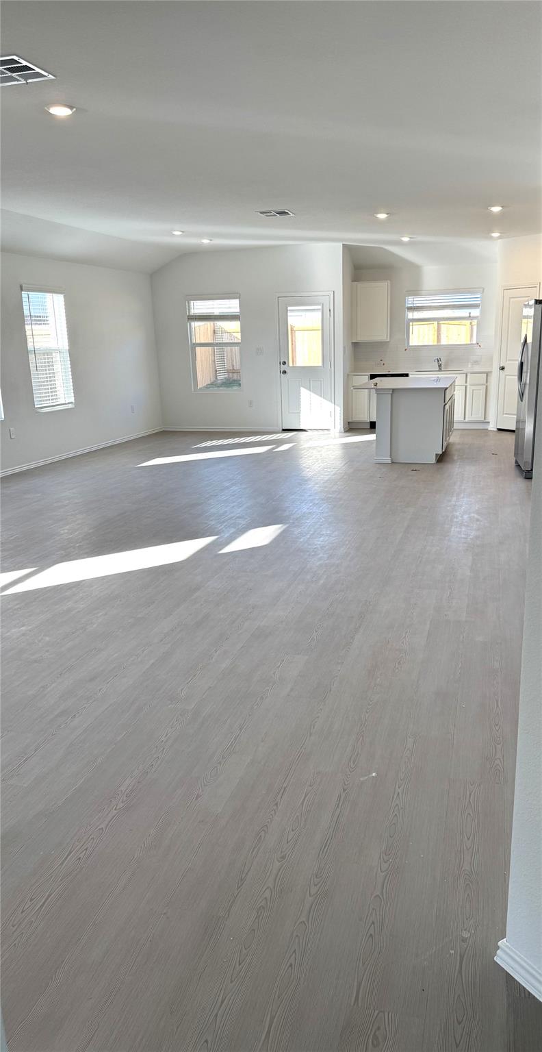 117 Donnington Dr, Hutto, TX 78634