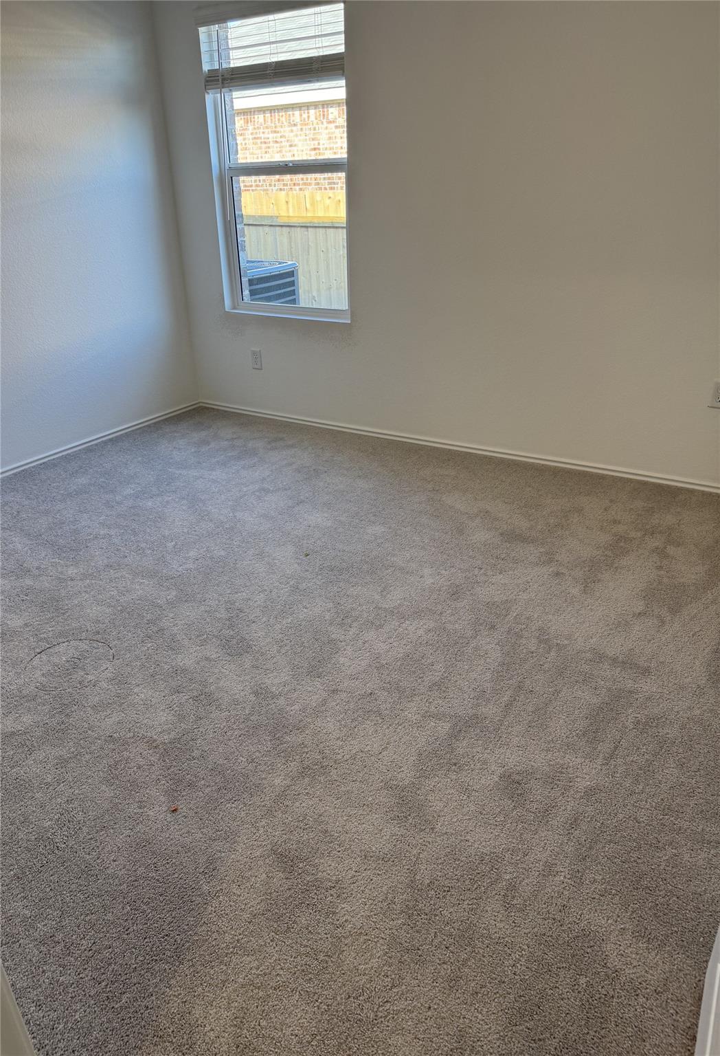 117 Donnington Dr, Hutto, TX 78634