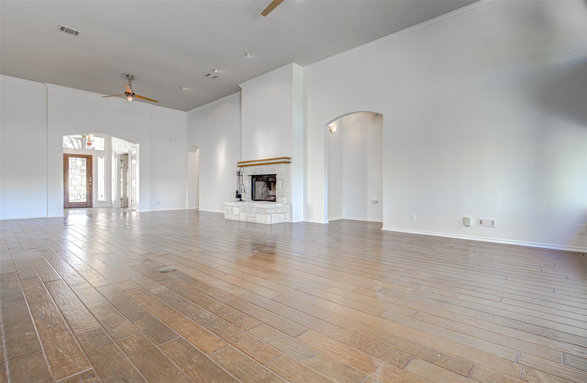 11817 Watercrest Ct, Austin, TX 78738