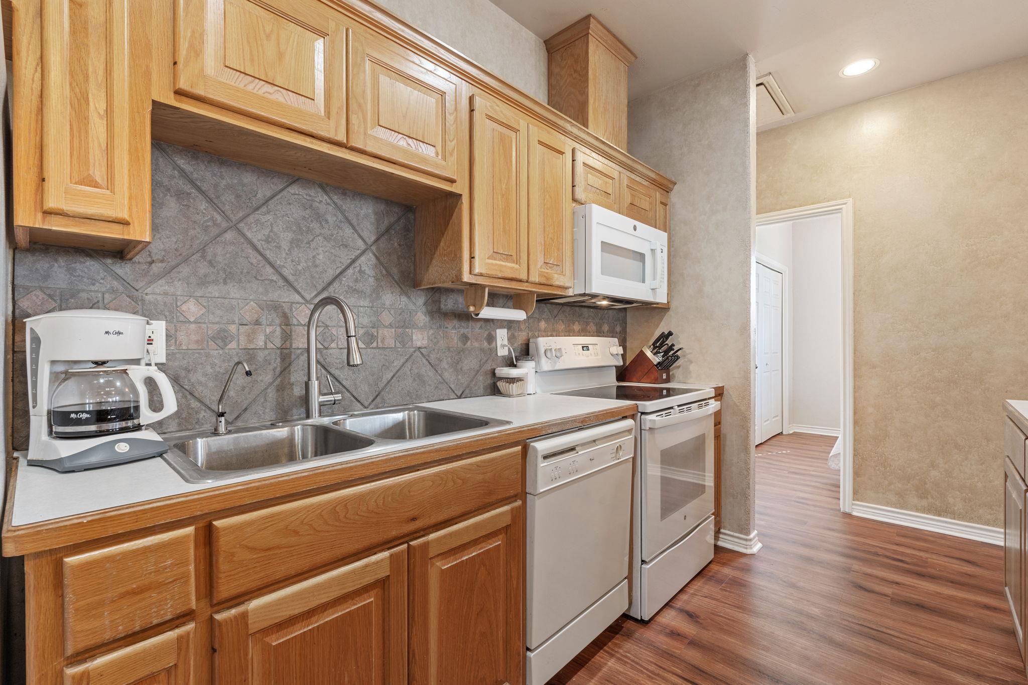 1559 County Road 343, Marble Falls, TX 78654