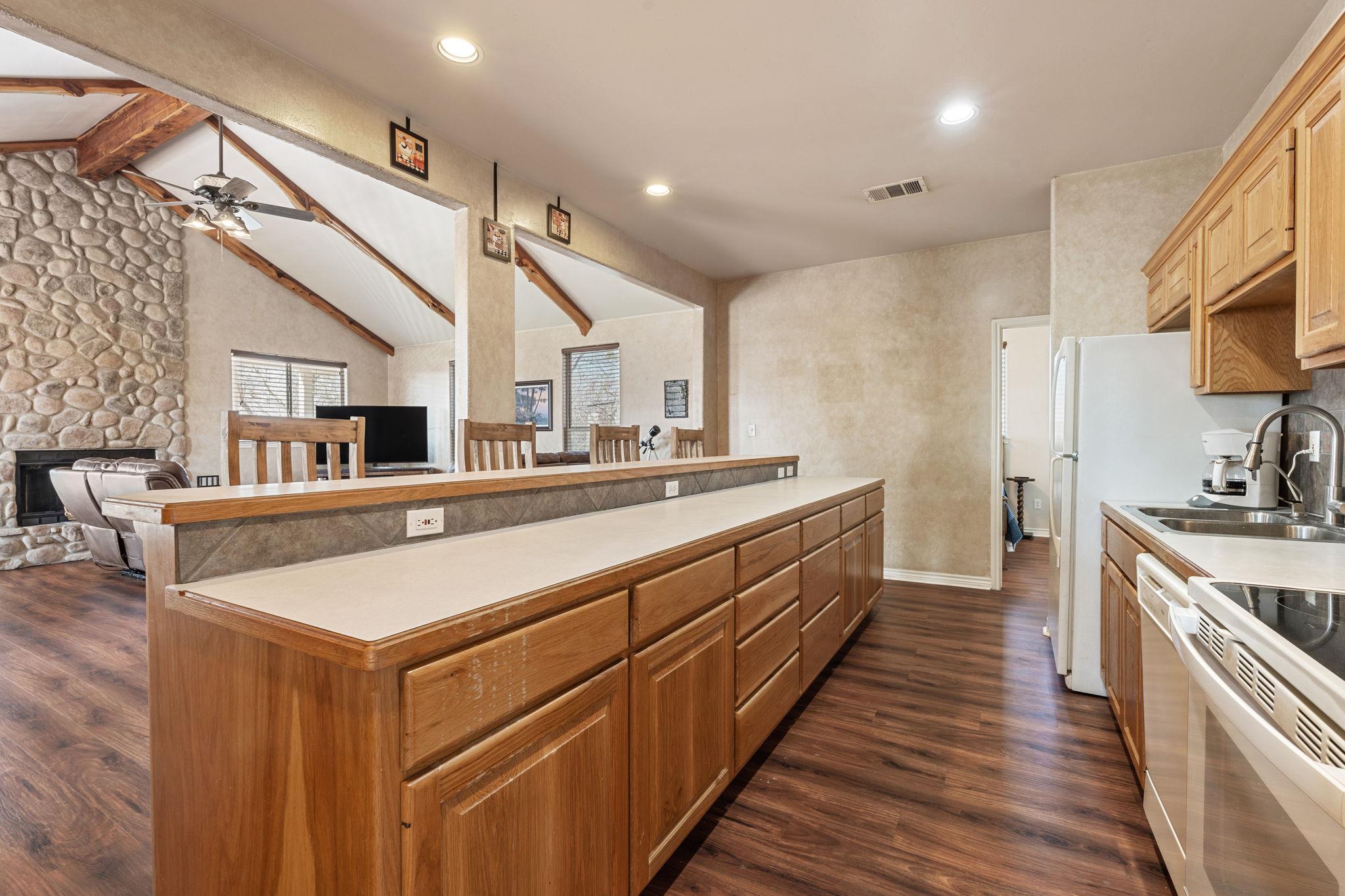 1559 County Road 343, Marble Falls, TX 78654