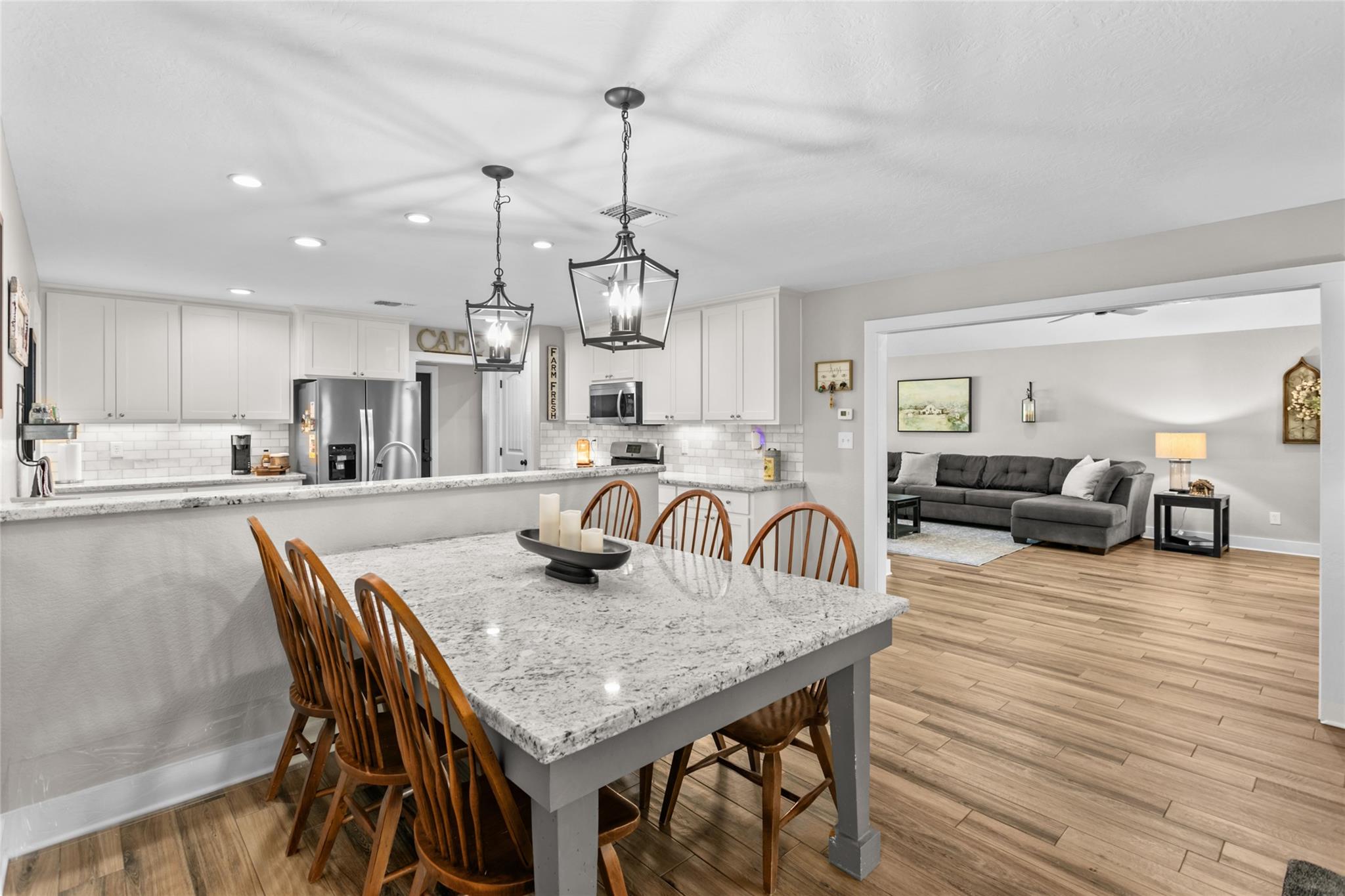 489 Schneider St, Giddings, TX 78942