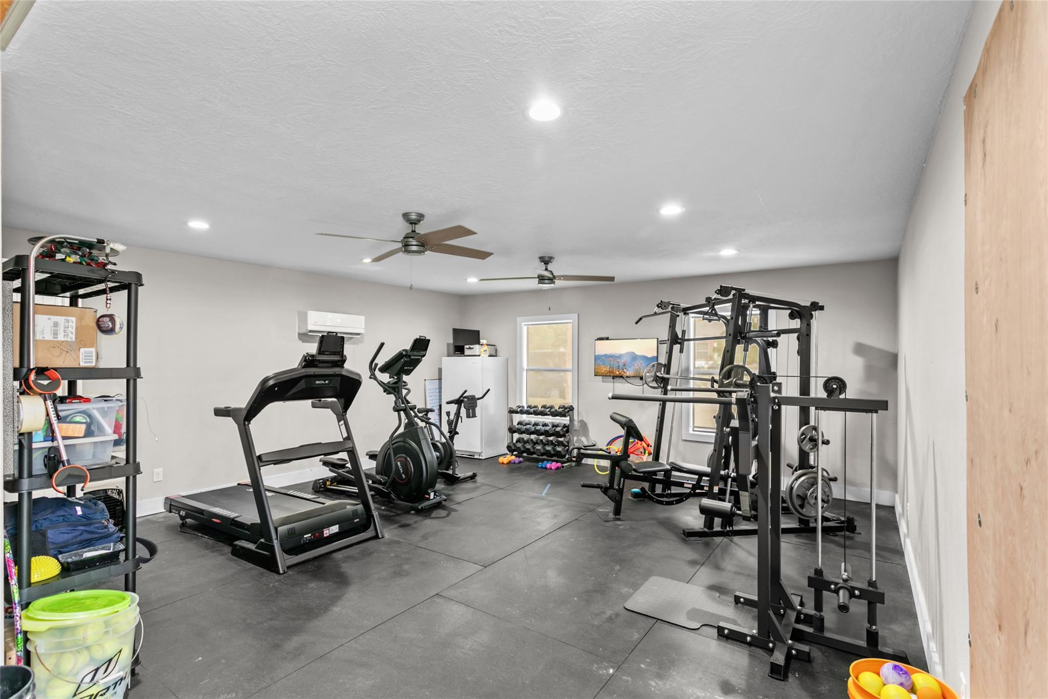 489 Schneider St, Giddings, TX 78942