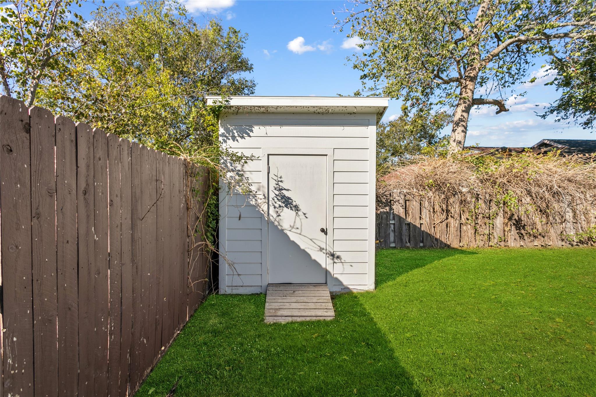 489 Schneider St, Giddings, TX 78942