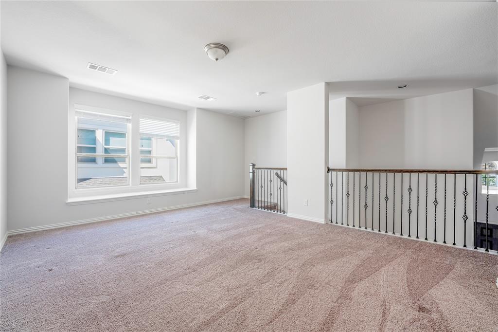 2533 Milan Meadows Dr, Leander, TX 78641