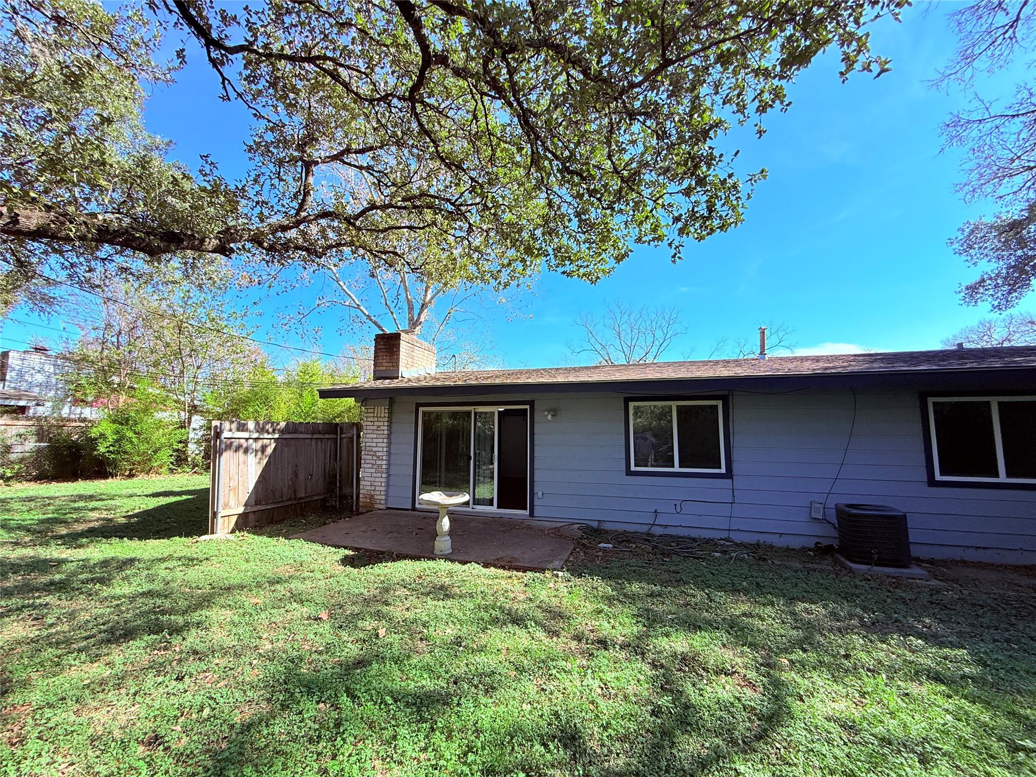 914 Beaver Trl # B, Austin, TX 78746