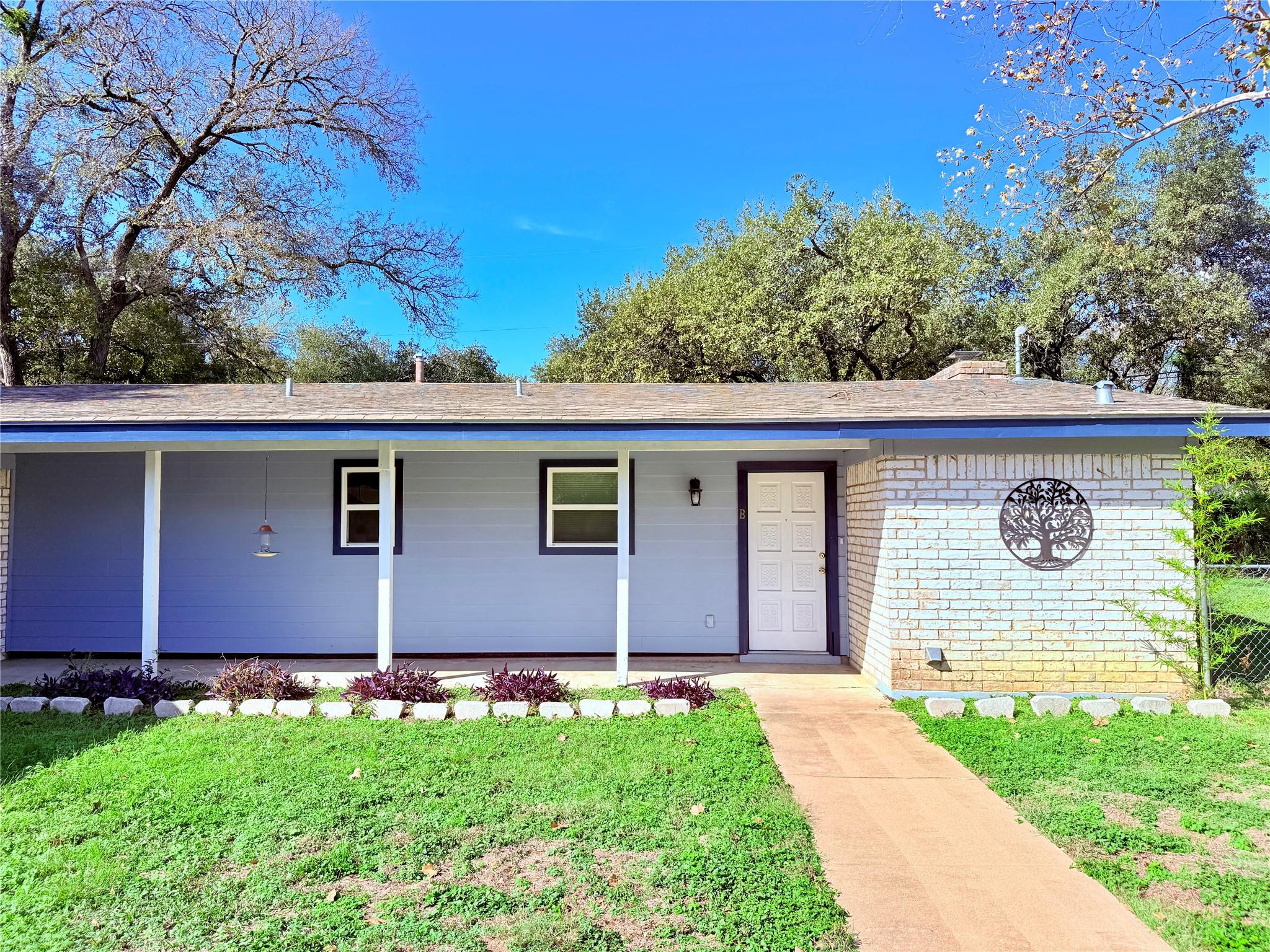 914 Beaver Trl # B, Austin, TX 78746