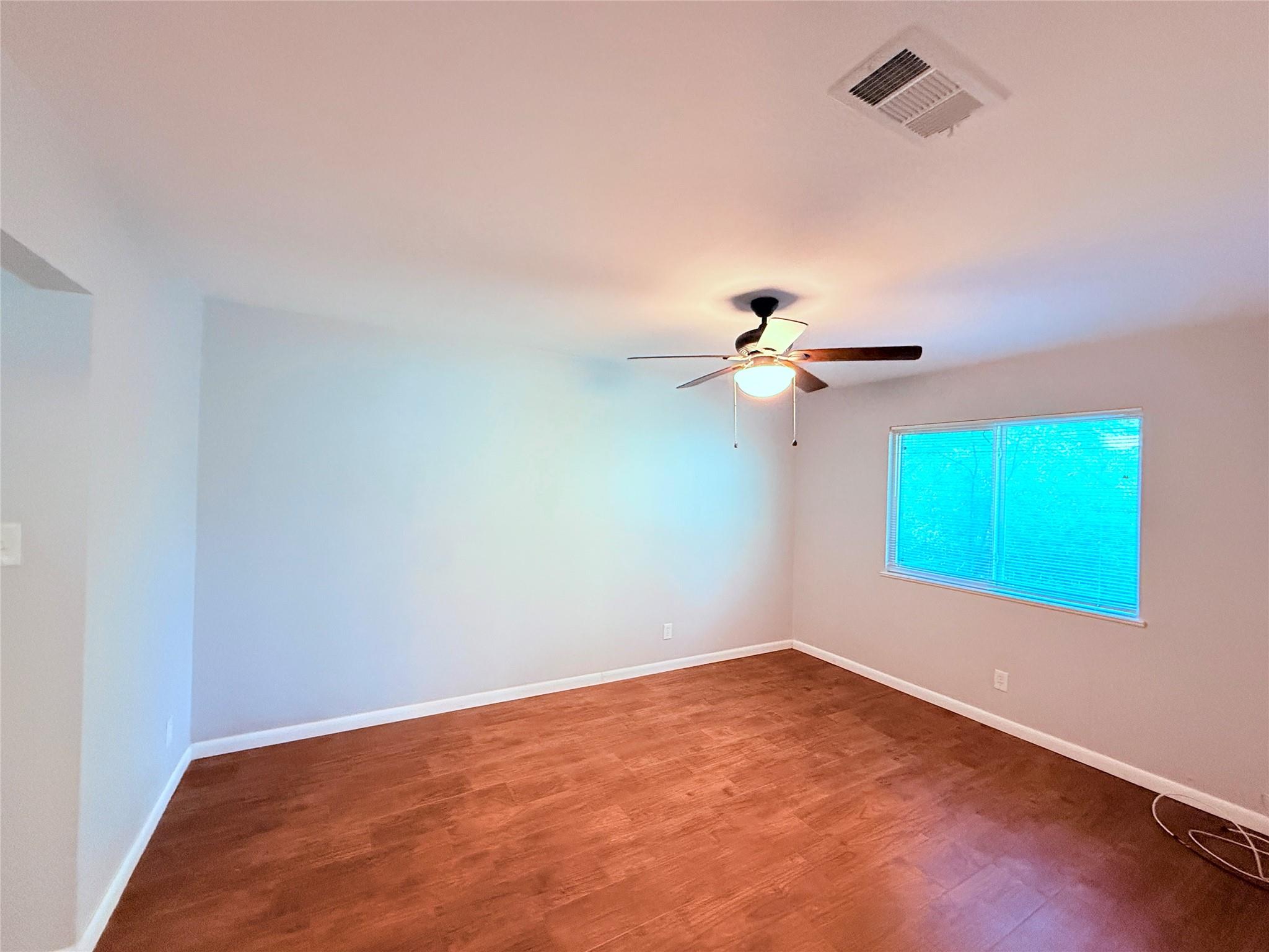 914 Beaver Trl # B, Austin, TX 78746