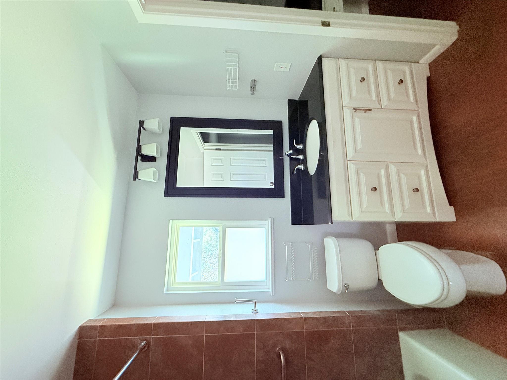 914 Beaver Trl # B, Austin, TX 78746