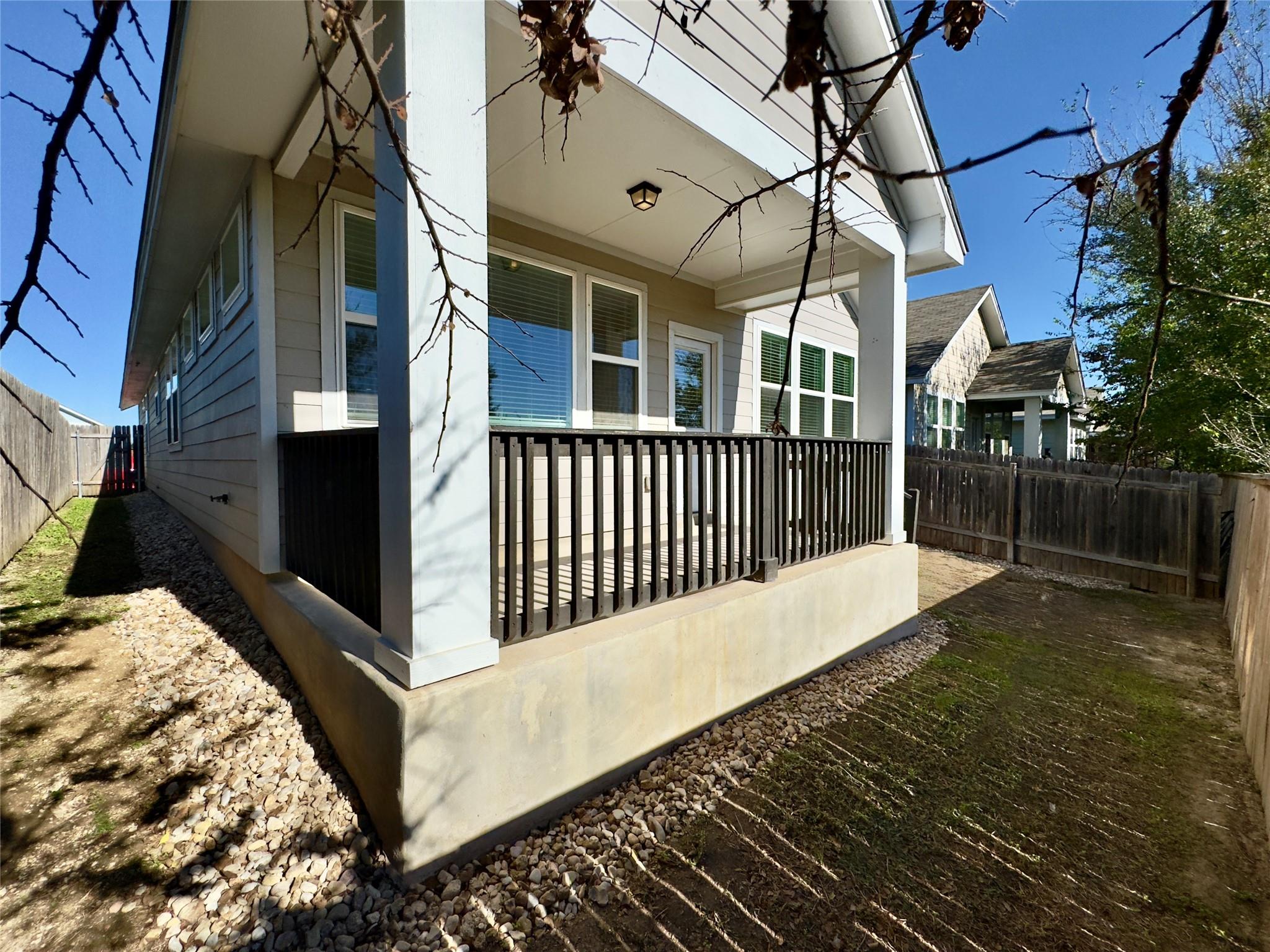 320 E La Escalera Dr, Leander, TX 78641