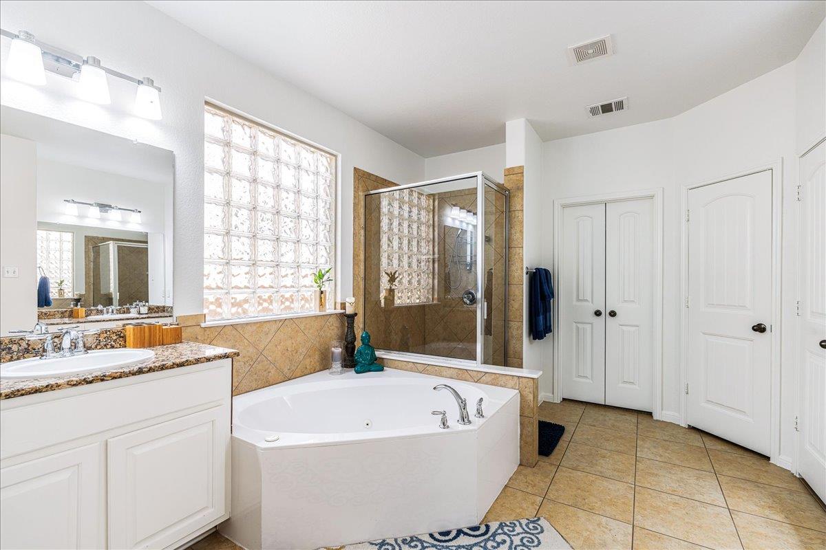 8113 Via Verde Dr, Austin, TX 78739