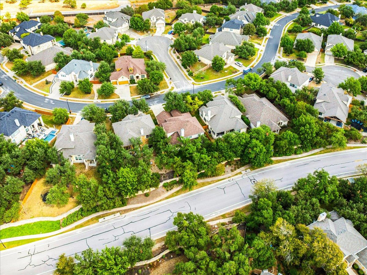 8113 Via Verde Dr, Austin, TX 78739