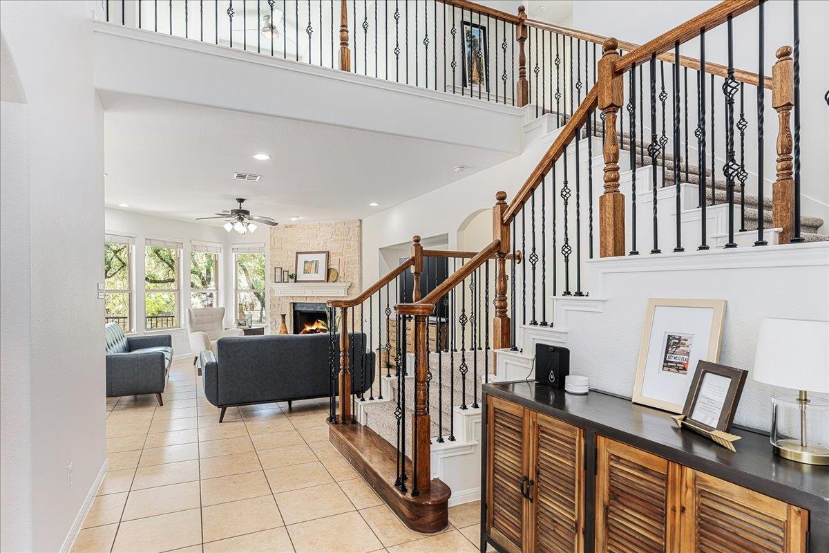 8113 Via Verde Dr, Austin, TX 78739