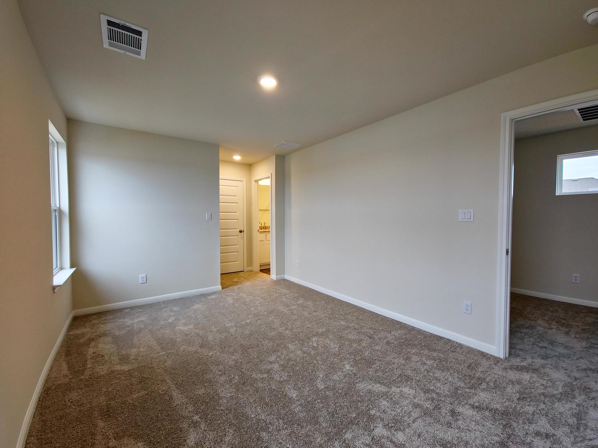 2402 Amara Levi Ln, Round Rock, TX 78665