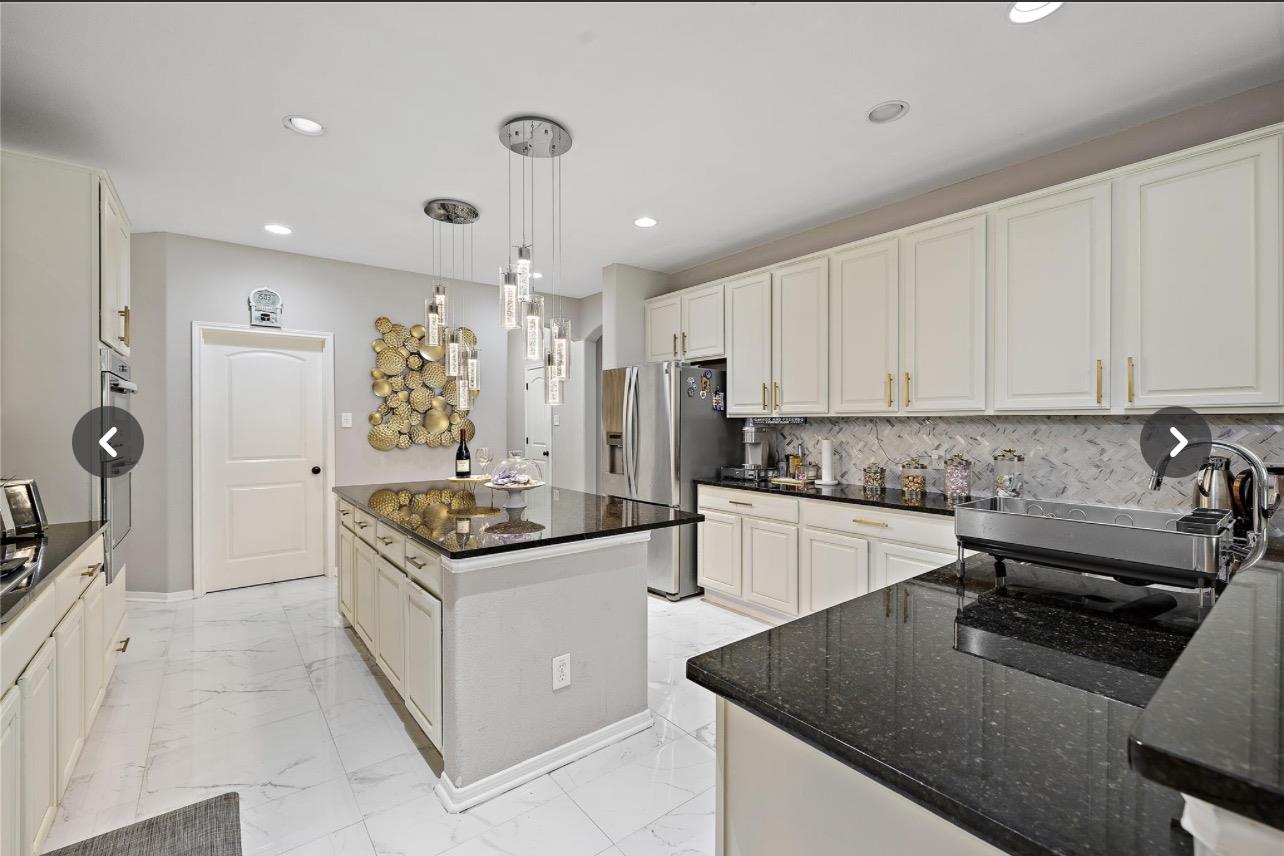 4498 Cervinia Dr, Round Rock, TX 78665