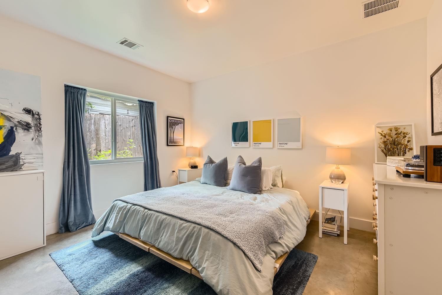 1908 E 21st St # 1 and 2, Austin, TX 78722