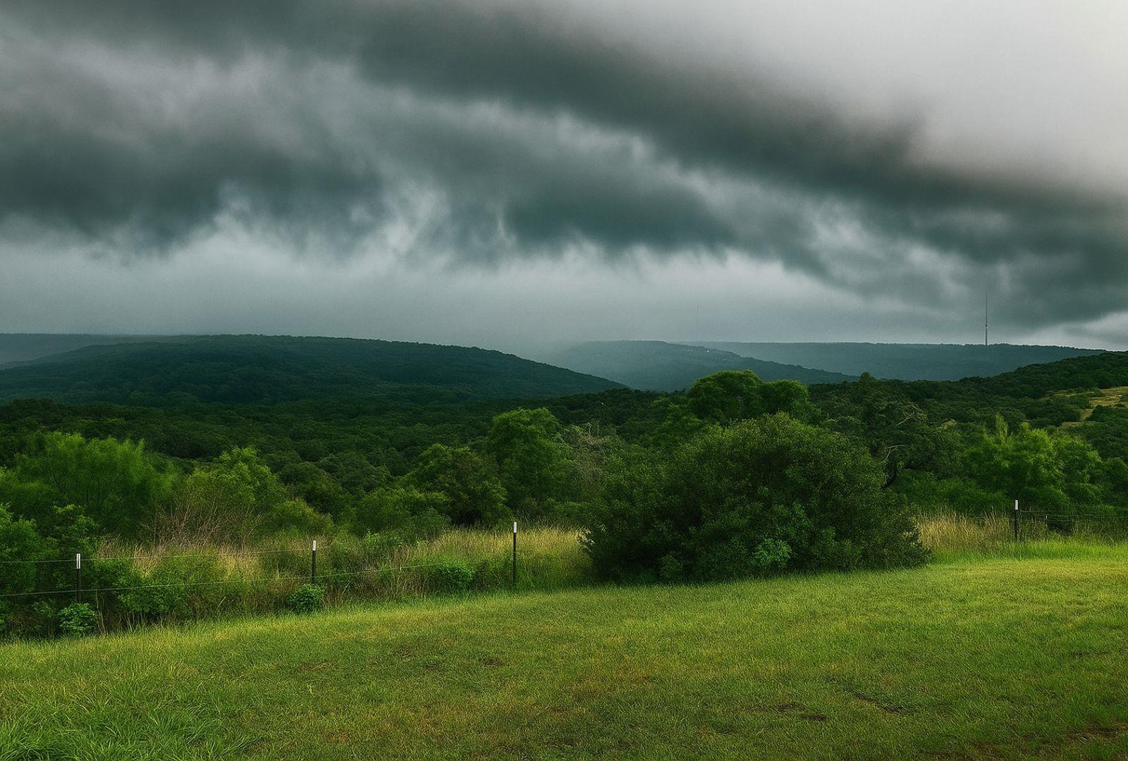 12516 Wire Rd, Leander, TX 78641