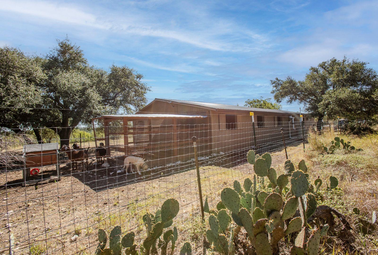 12516 Wire Rd, Leander, TX 78641