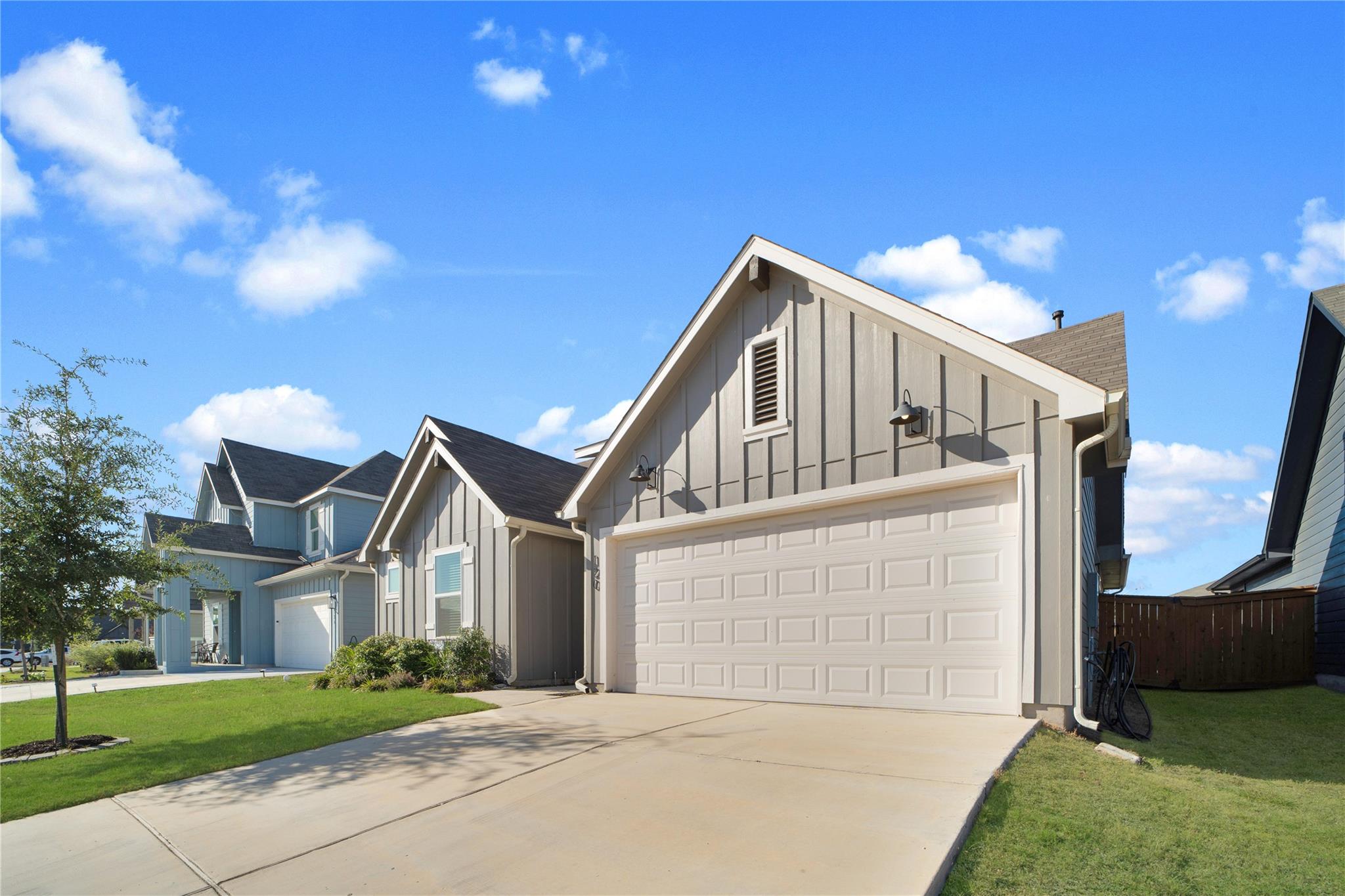 120 Rosa Rd, San Marcos, TX 78666