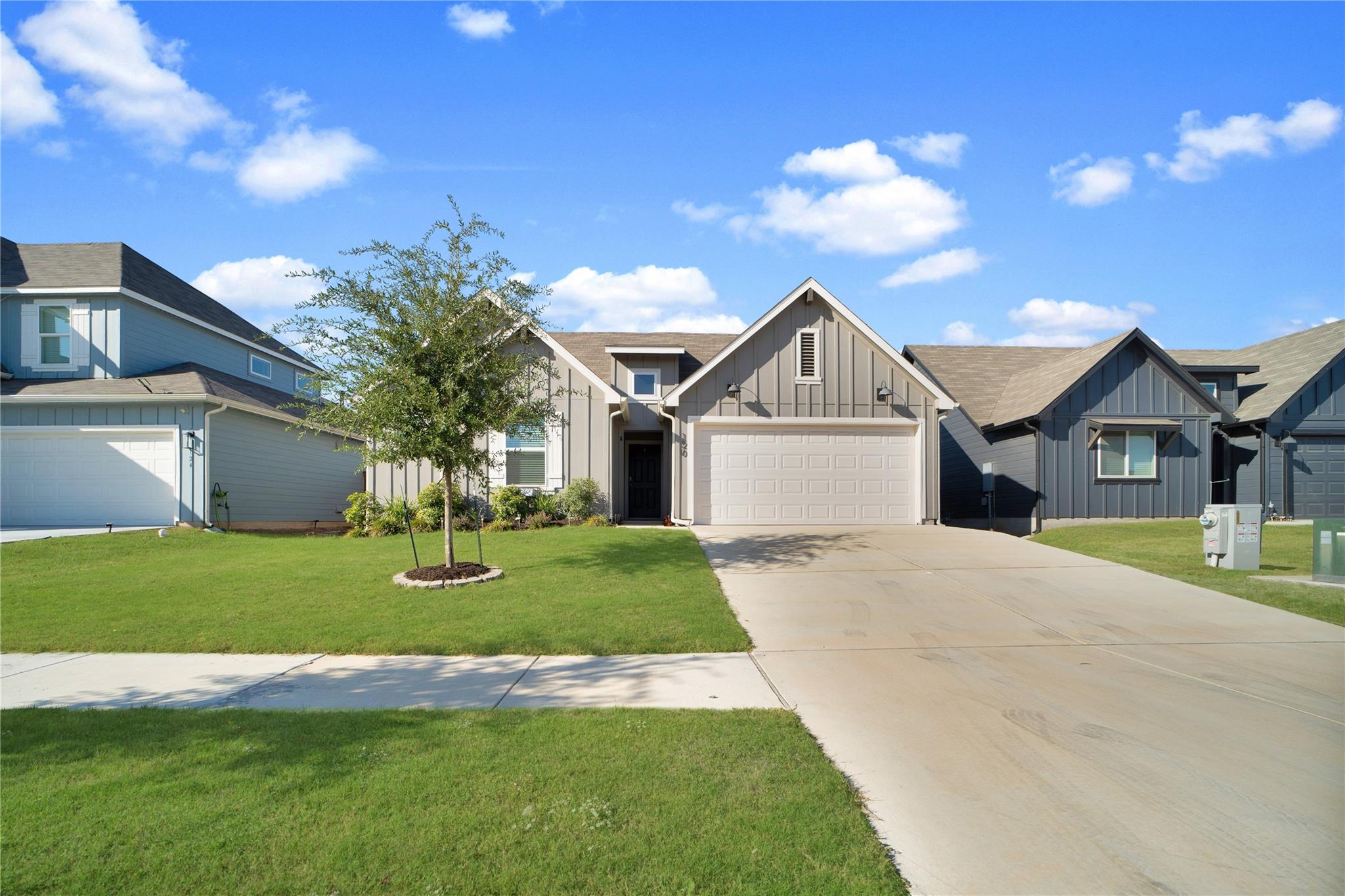 120 Rosa Rd, San Marcos, TX 78666