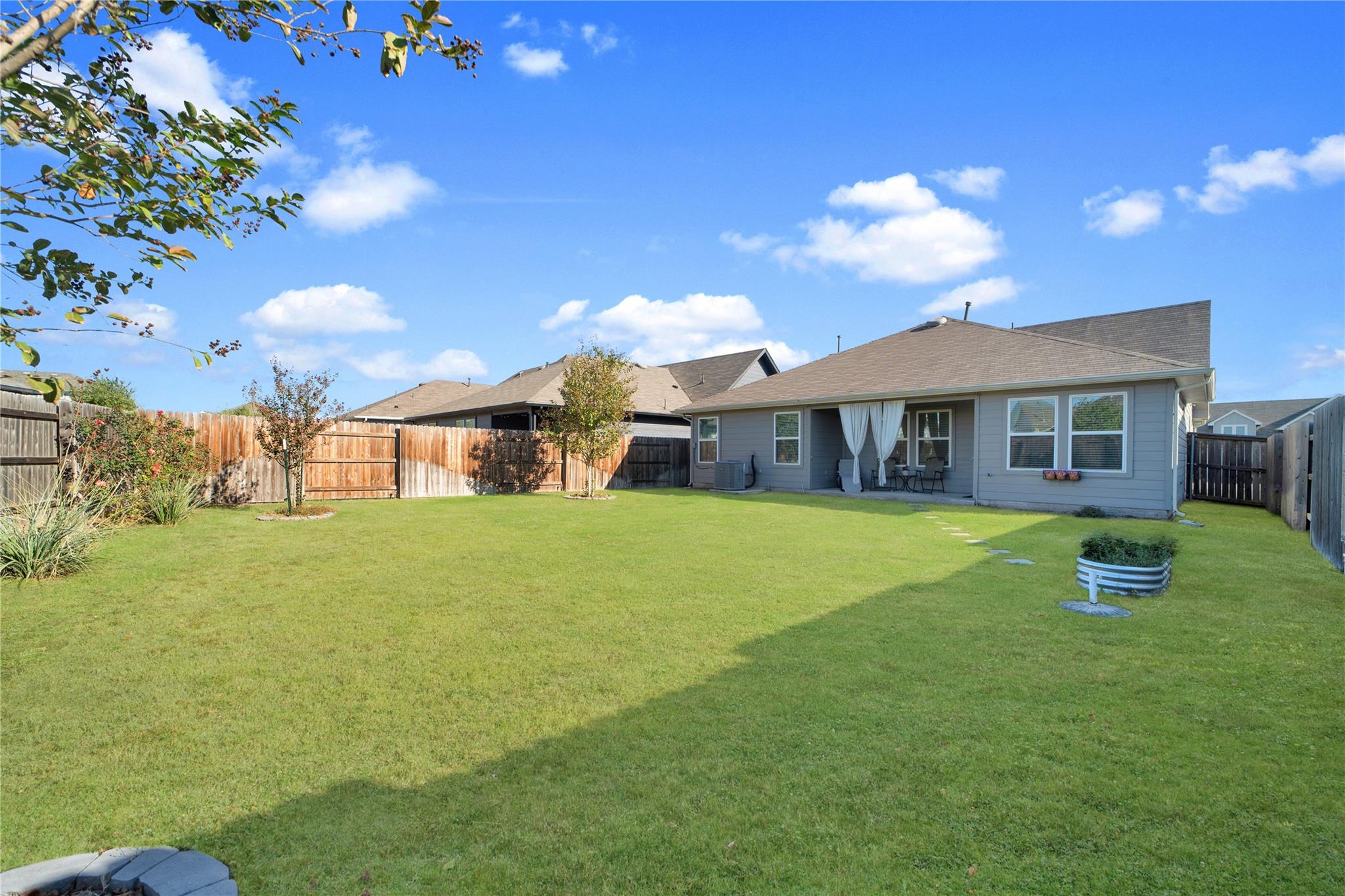 120 Rosa Rd, San Marcos, TX 78666