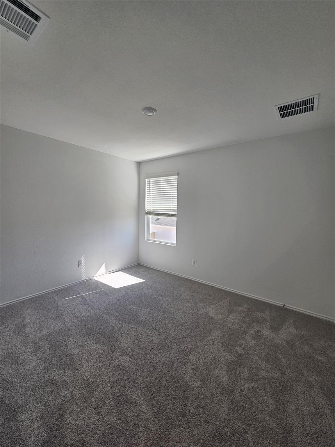 2308 Blizzard Dr, Lockhart, TX 78644