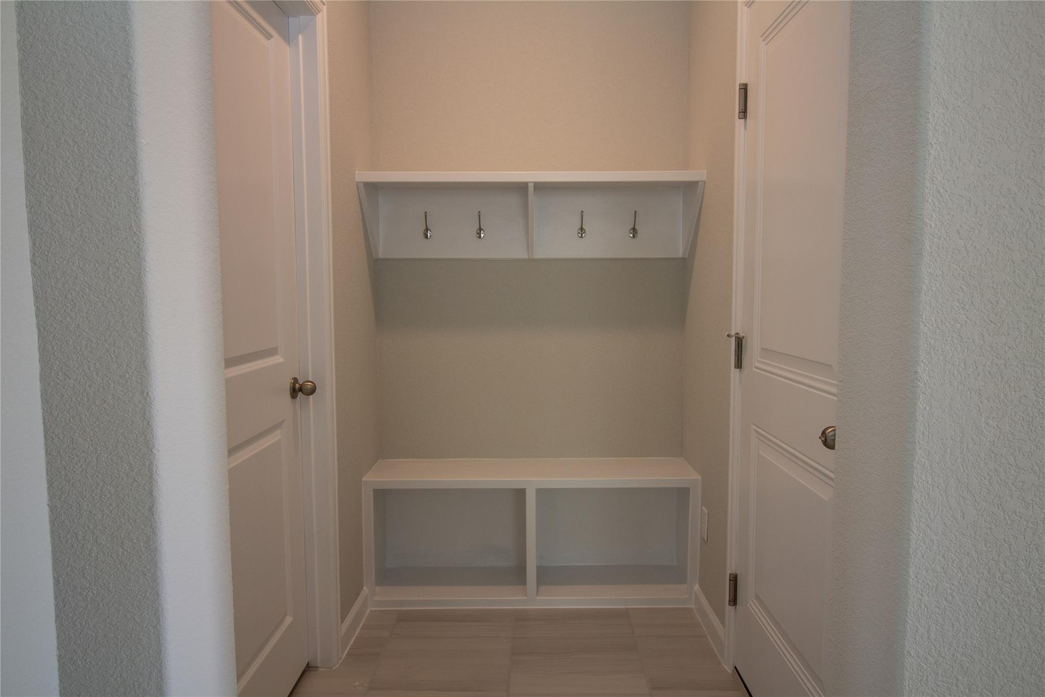 105 Stone fork Ln, Hutto, TX 78634