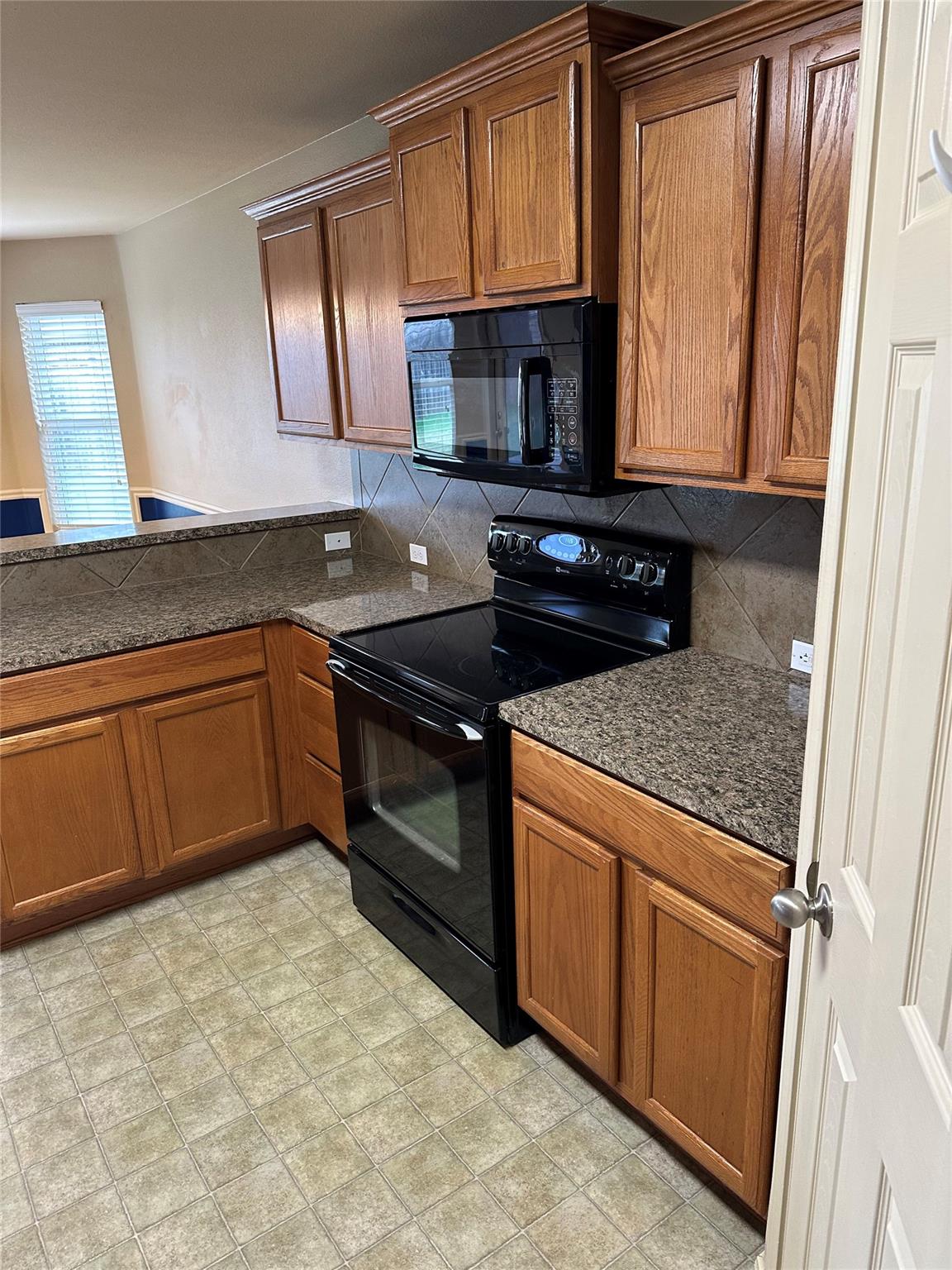 7518 Amber Meadow Loop, Temple, TX 76502